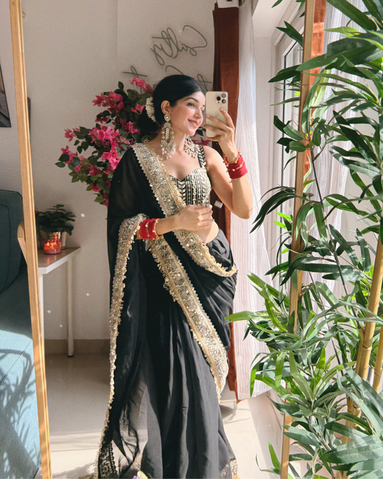 Siyah Zarmina Celebrity-Inspired Designer Saree