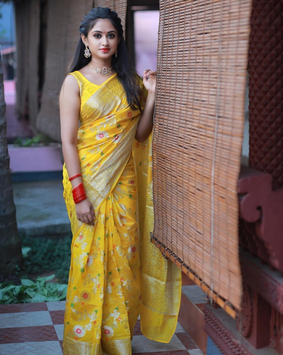 Dark Gold Banarasi Georgette Meena Jaal Saree | Attractive & Elegant