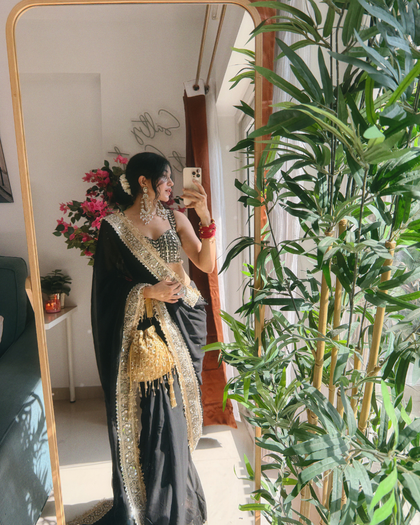 Siyah Zarmina Celebrity-Inspired Designer Saree