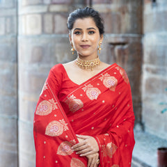 Sacrlet Red Alfi Motif Banarasi Zari Border Saree And Pallu
