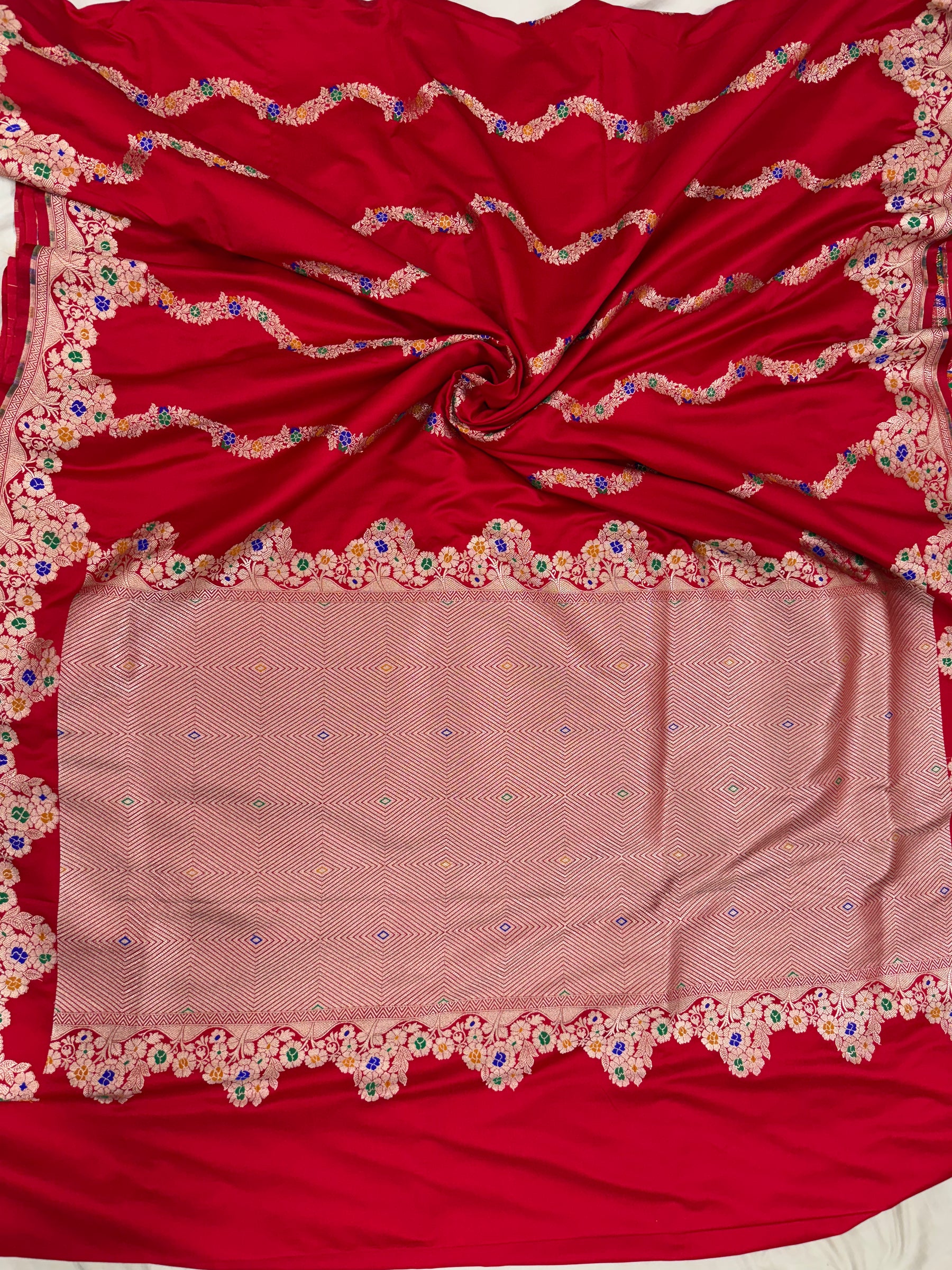 Premium Red Banarasi Alfi Pattern Ultra Soft Mashru Silk Saree