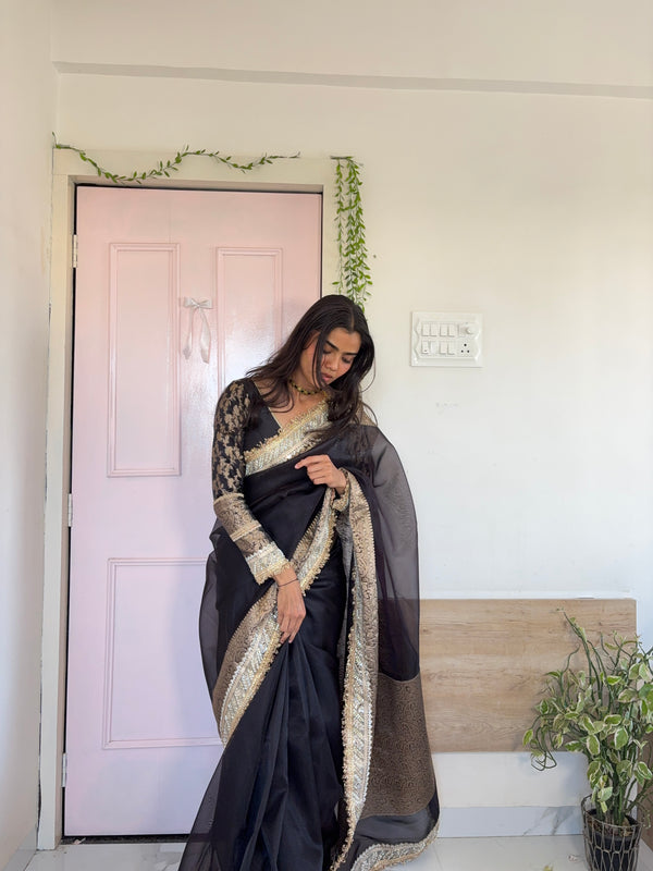 Royal Black Banarasi Riwaayat Tissue Silk Saree | Easy To Carry