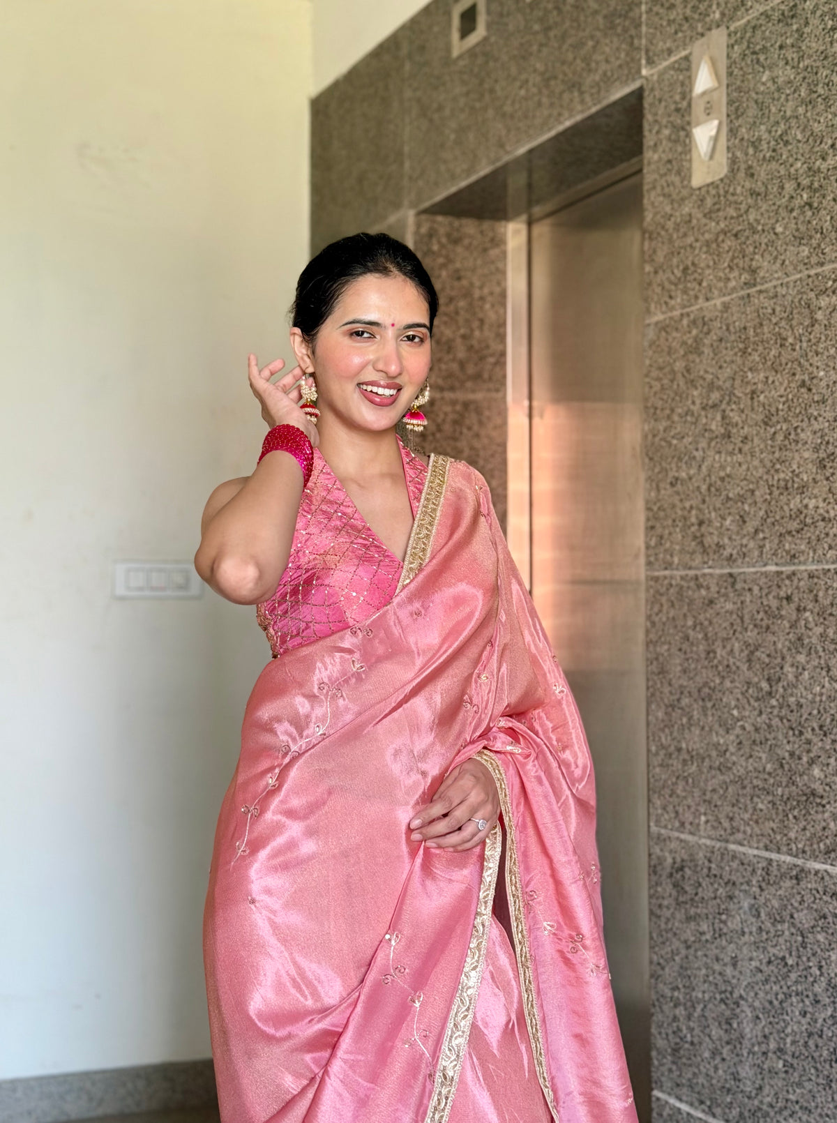 Strawberry Abroo Shimmery Tissue Handwork Saree