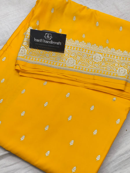 Yellow Gold Aesthetic Banarasi Mashru Silk Soft Saree | Chunri Buti Saree