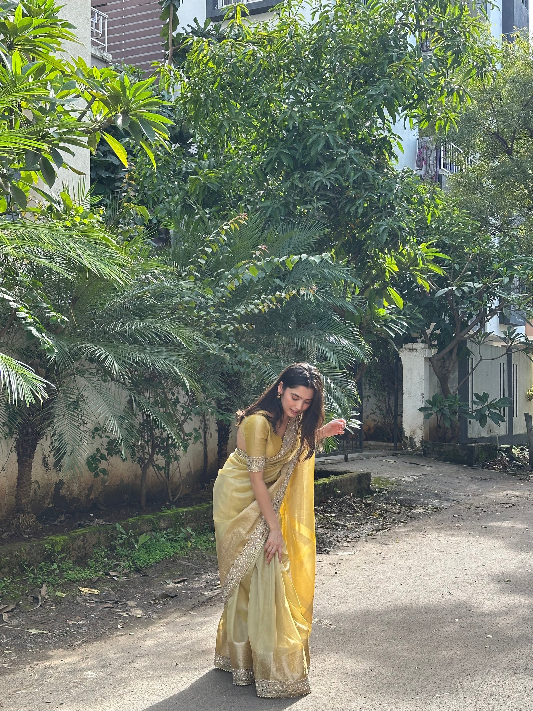Yellow Gold Banarasi Rajkumari Mirror Work Tissue Silk Saree