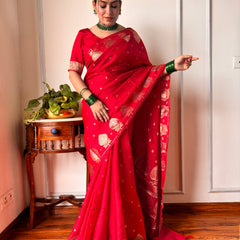Sacrlet Red Alfi Motif Banarasi Zari Border Saree And Pallu