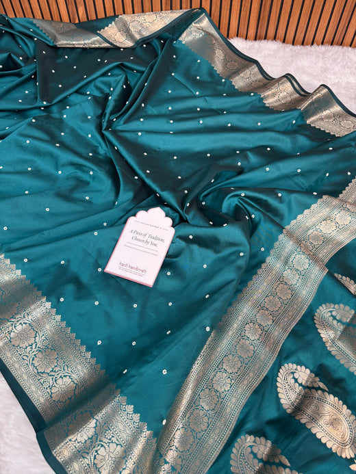 Saffire Green Kusumika Pearl Handwork Soft Silk Saree