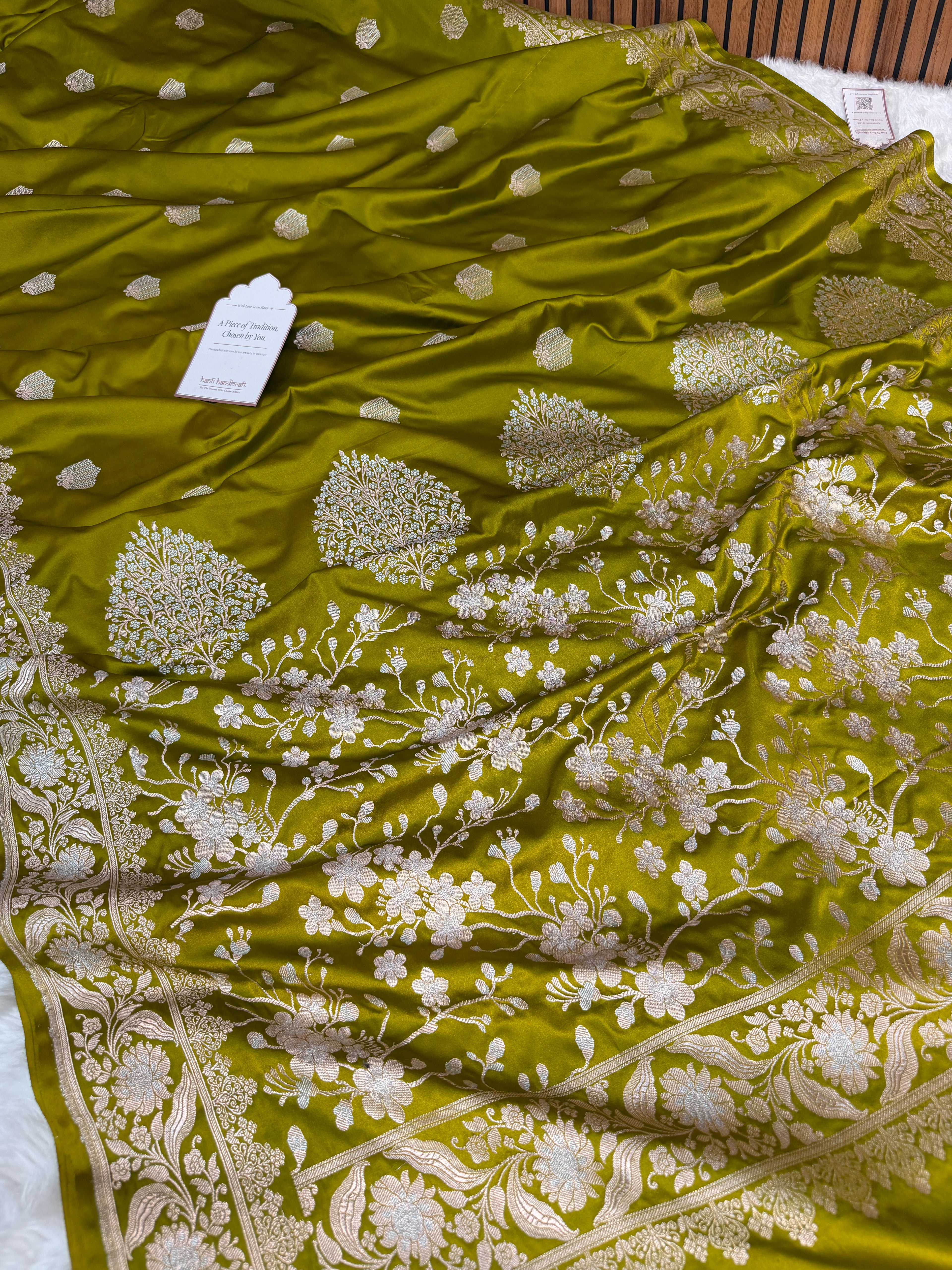 Olive Green Rangmahal Sona-Rupa Banarasi Mashru Silk Saree