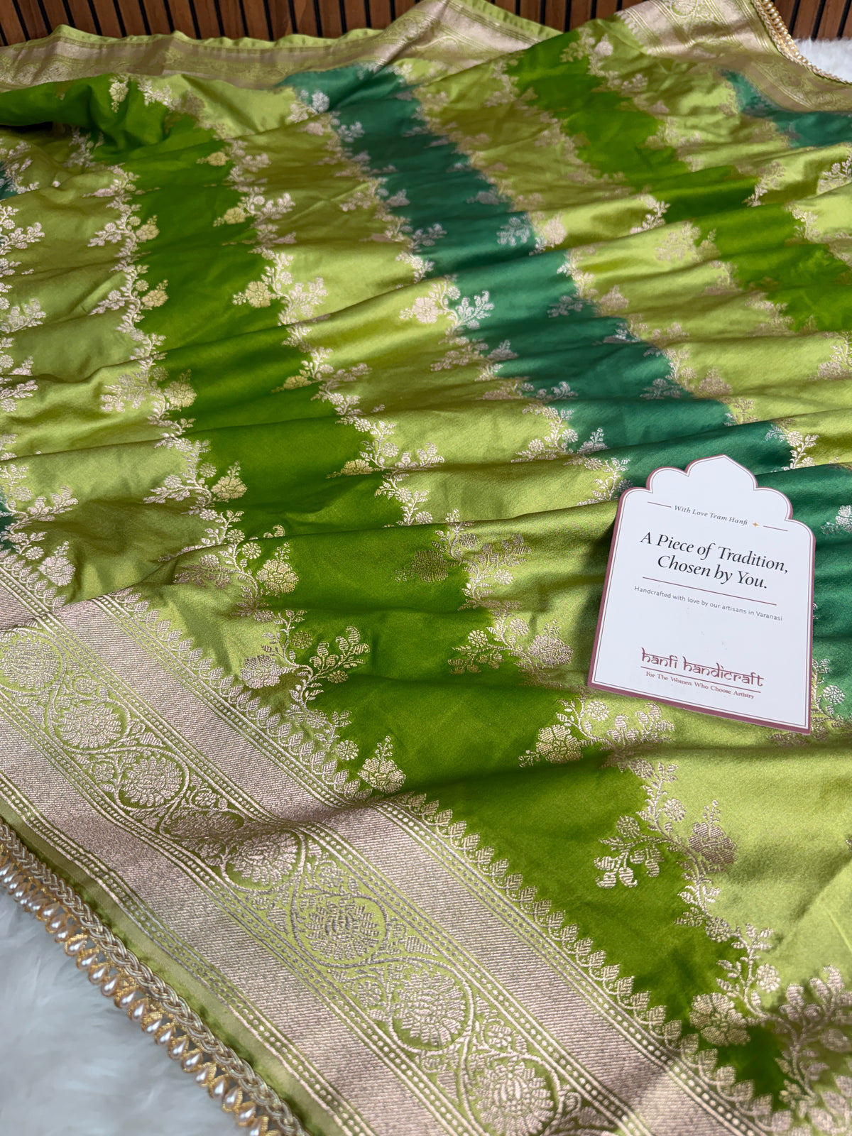 Lime Green Premium Hand-Brush Rangkaat Mashru Banarasi Saree