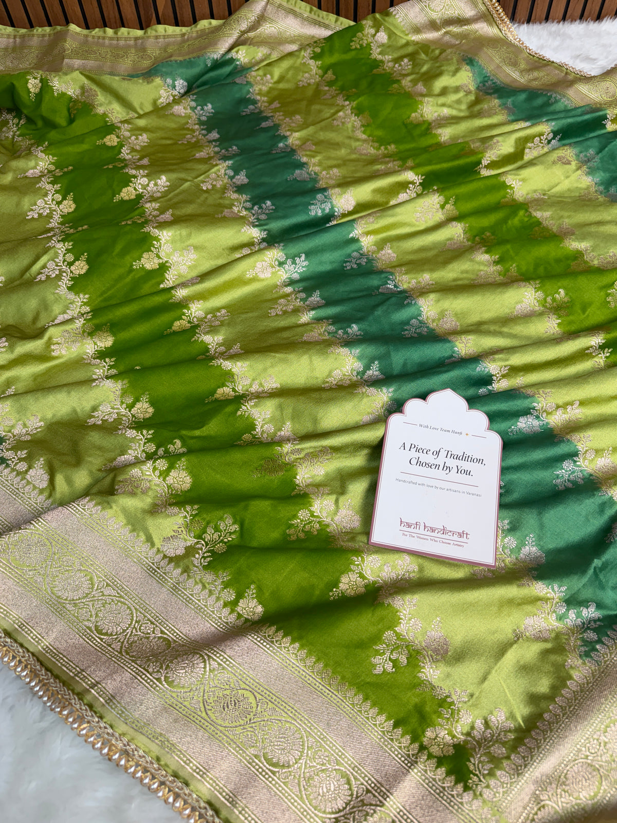 Lime Green Premium Hand-Brush Rangkaat Mashru Banarasi Saree