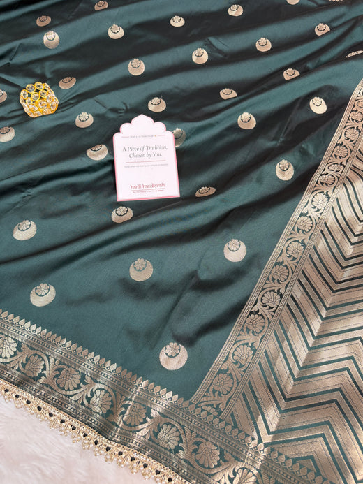 Bottle Green Chand Tara Soft Semi Katan Silk Banarasi Saree