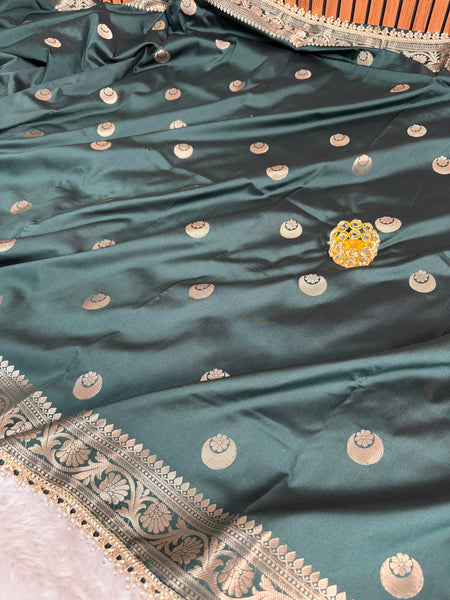 Bottle Green Chand Tara Soft Semi Katan Silk Banarasi Saree