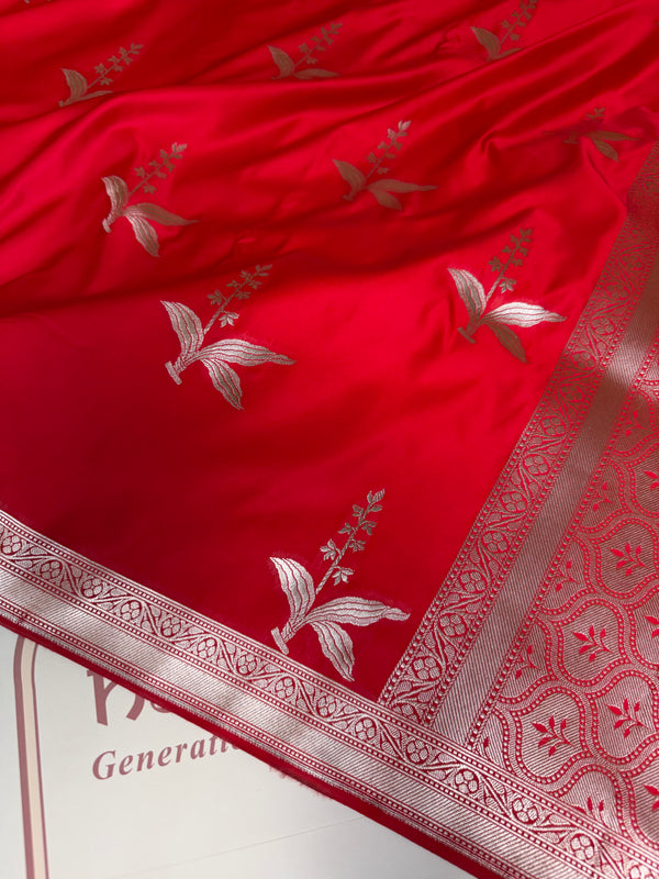 Royal Red Kanak Baali Banarasi Mashru Silk Saree