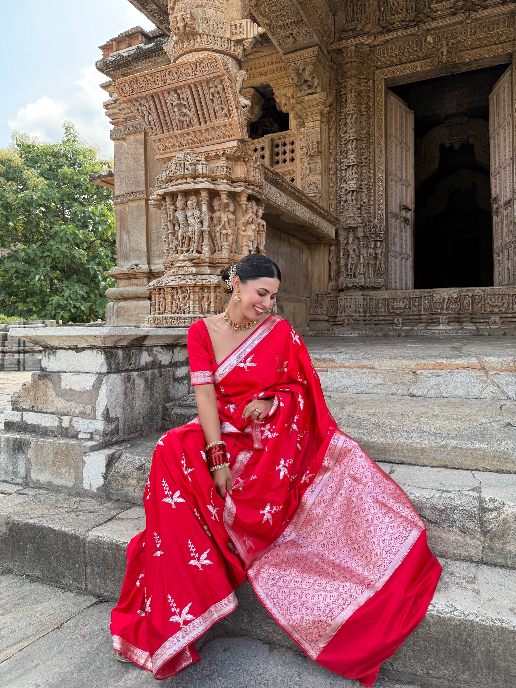 Royal Red Kanak Baali Banarasi Mashru Silk Saree