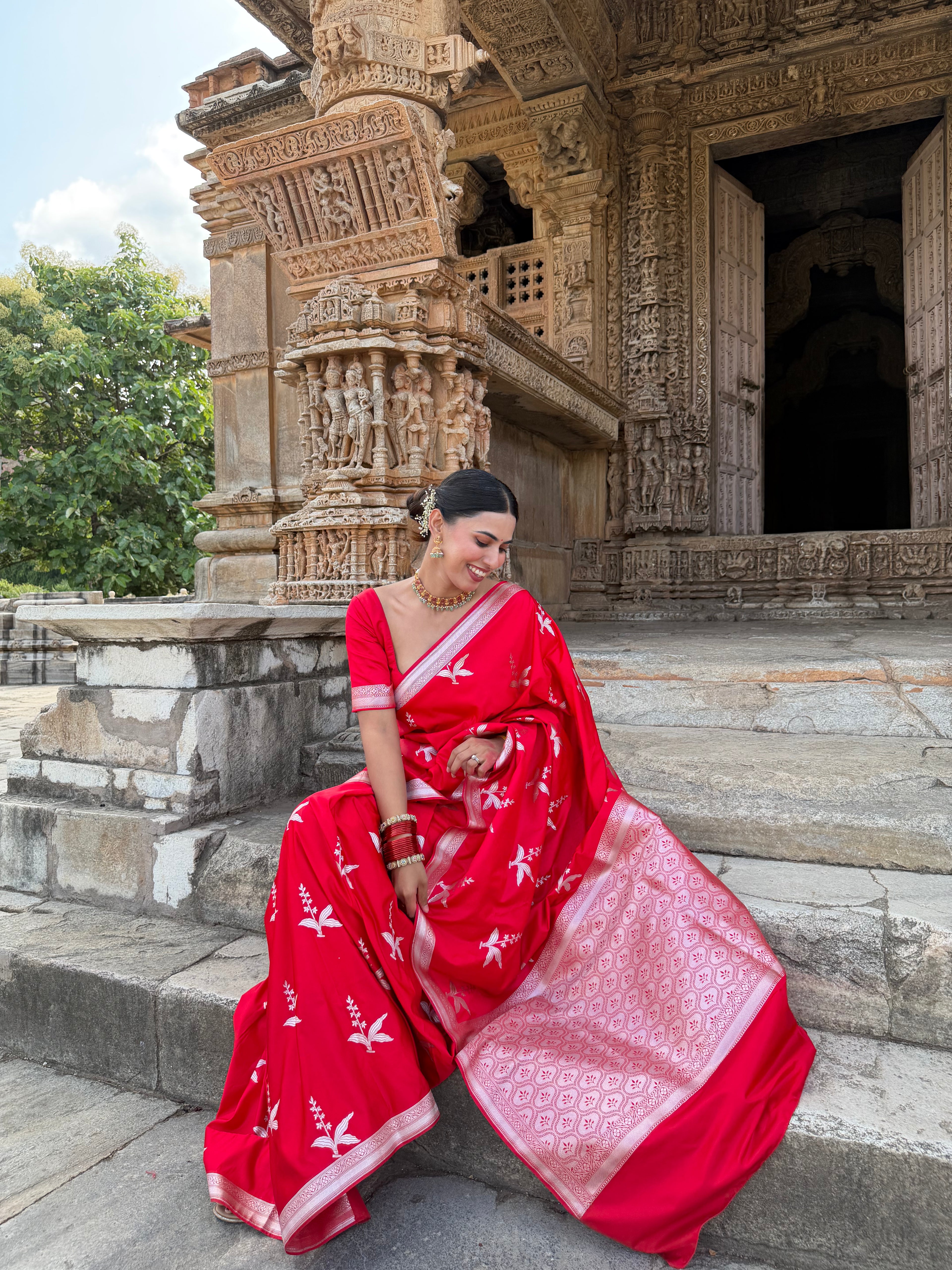 Royal Red Kanak Baali Banarasi Mashru Silk Saree