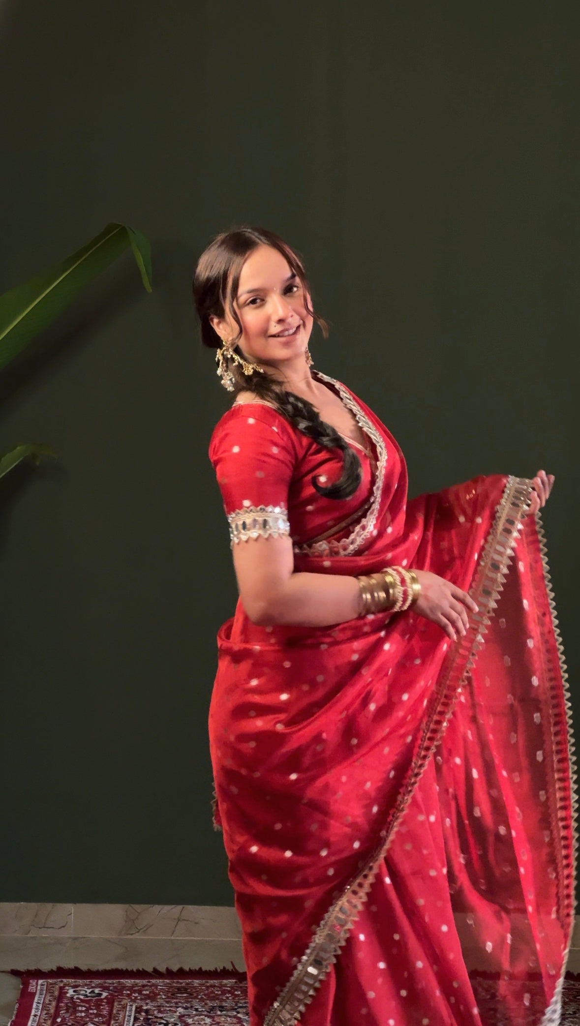 Varnika Red Banarasi Sundari Mirror Work Tissue Silk Saree