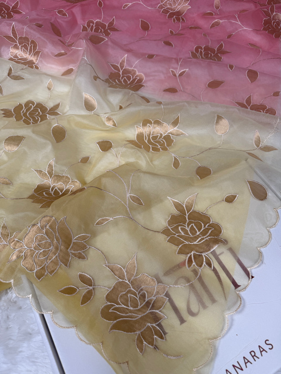 Dual-Shade Floral Tissue Appliqué Organza Saree – Pink Lemon