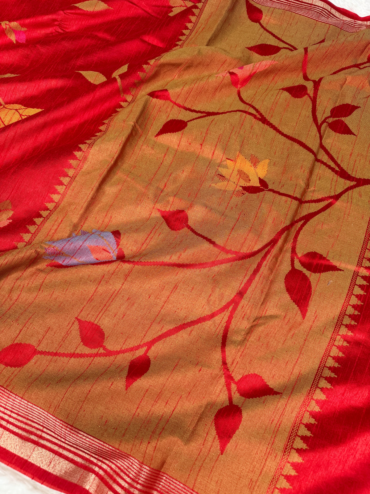 Ruby Red Designer Jamdani Pattern Silk Linen Saree
