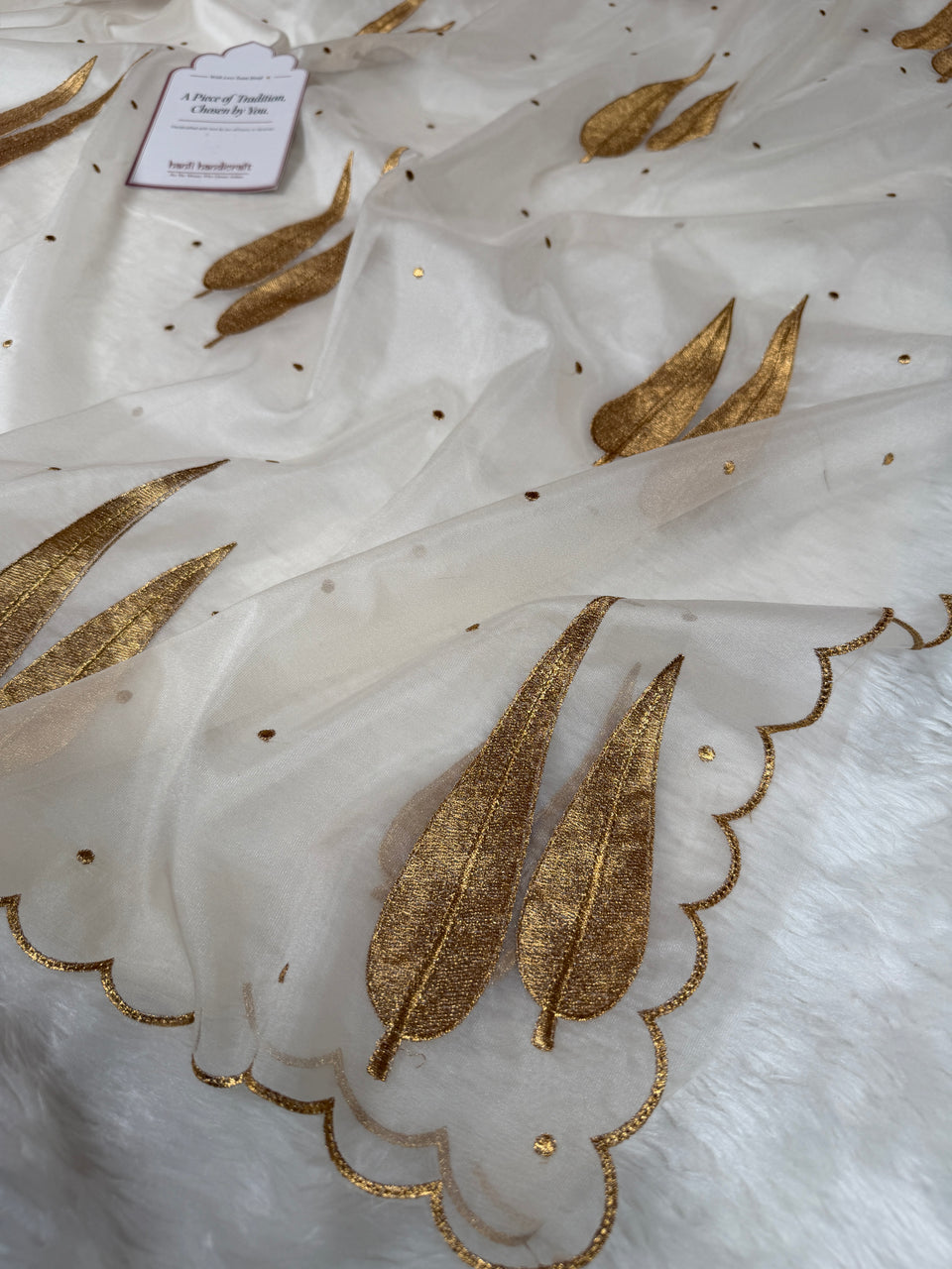 Ivory Sunehri Patti Zari Work Saree with Scalloped Border