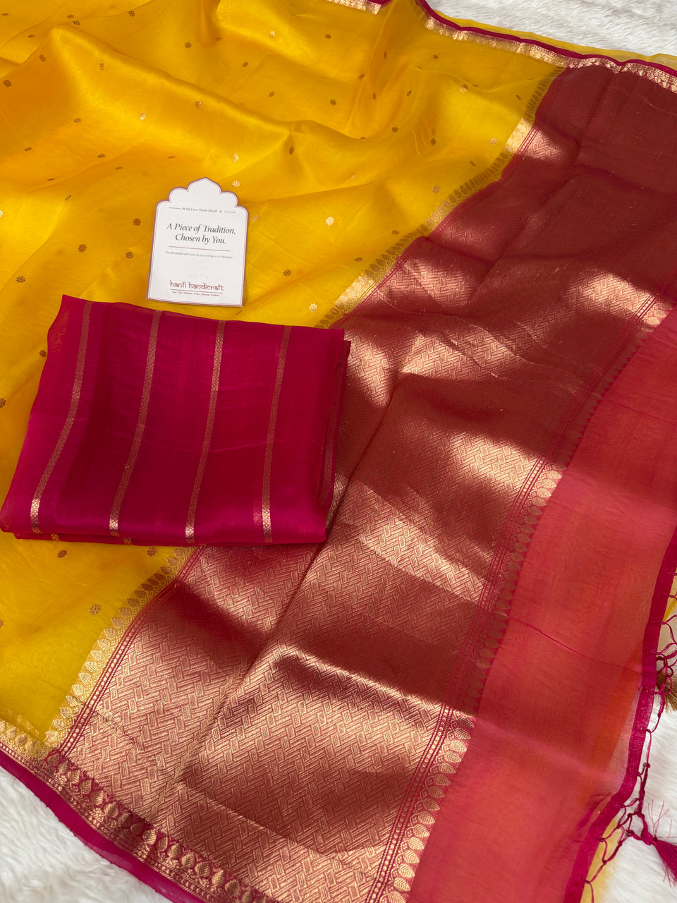Banarasi Kadwa Weave Pure Kora Organza Handloom Saree - Gold Rani