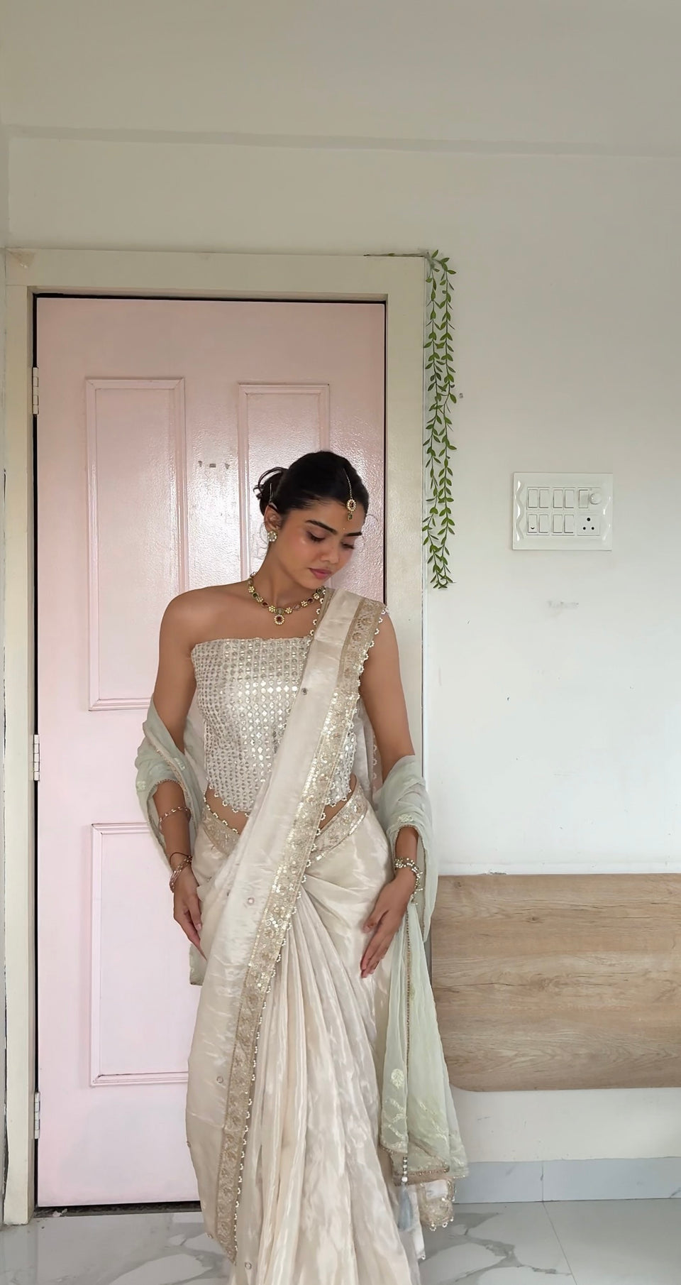 Ivory Abroo Shimmery Tissue Handwork Saree | Mirror Buti