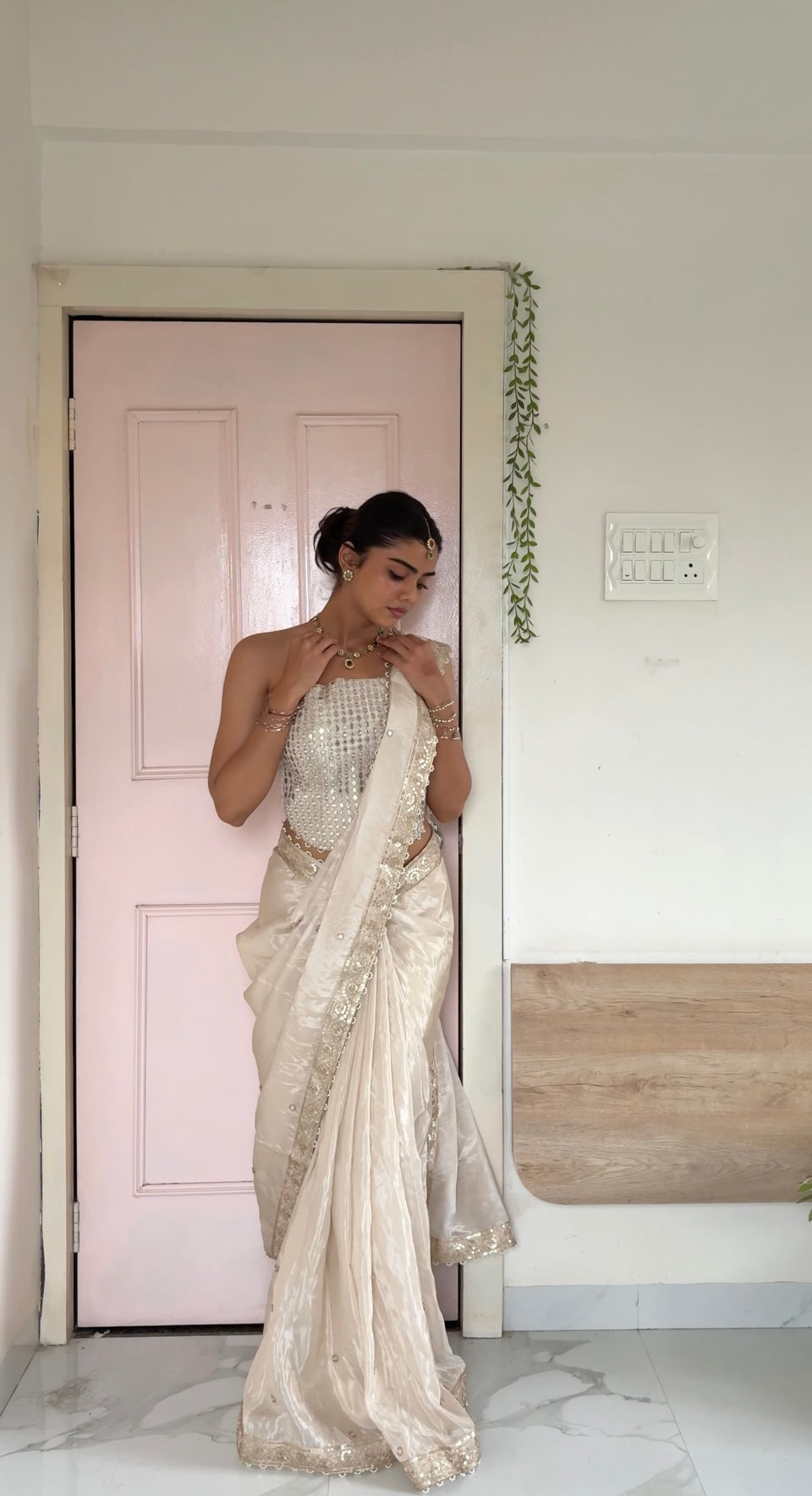 Ivory Abroo Shimmery Tissue Handwork Saree | Mirror Buti