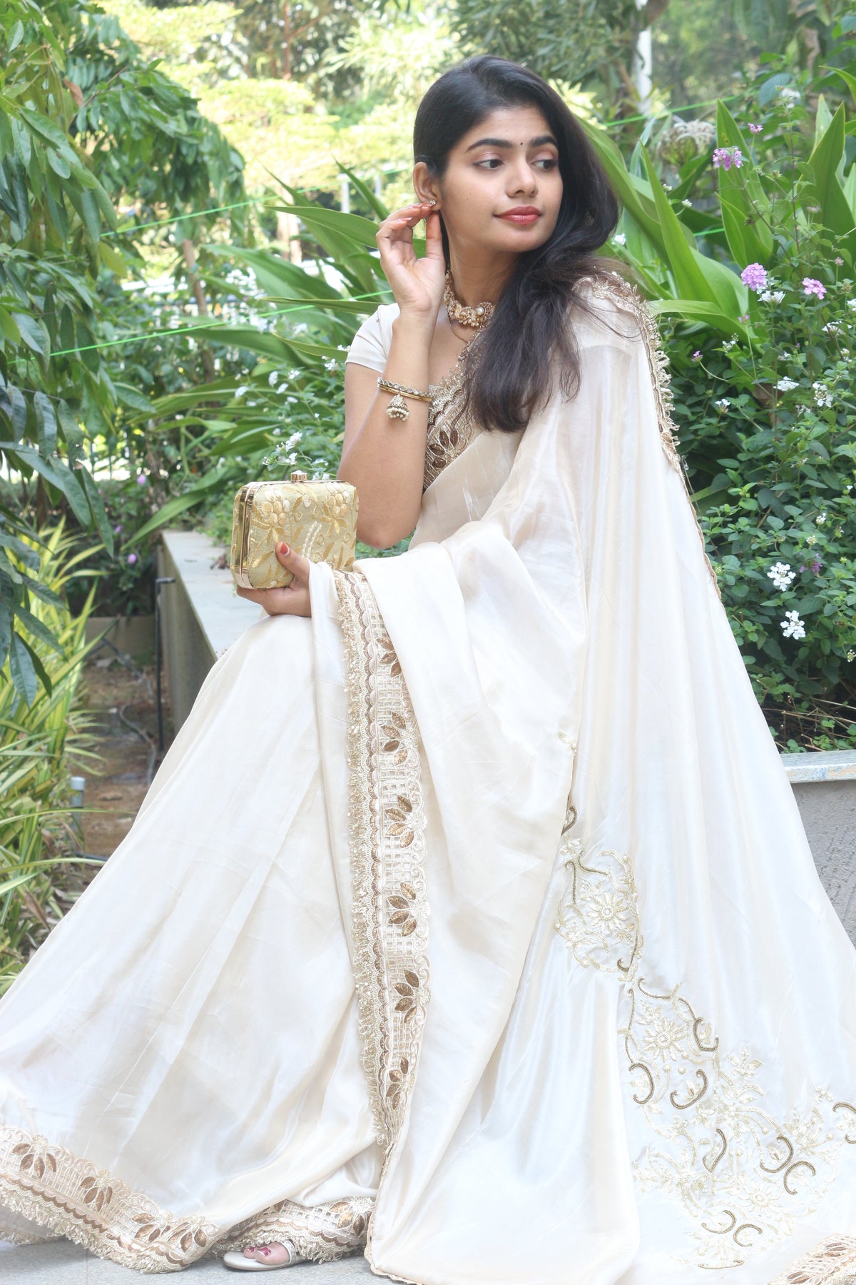 Shahnara-e-Taj Hand Zardozi Special Pallu Work Shimmery Tissue Silk Saree