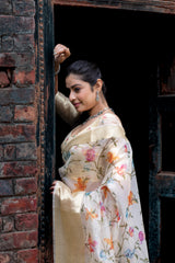 Flourishing Jaal Vibrant Organza Saree with Banarasi Zari Border | Flower Jaal Design