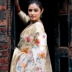 Flourishing Jaal Vibrant Organza Saree with Banarasi Zari Border | Flower Jaal Design