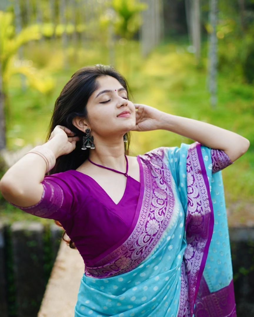 Magenta Blue Banarasi Woven Semi Georgette Soft Saree